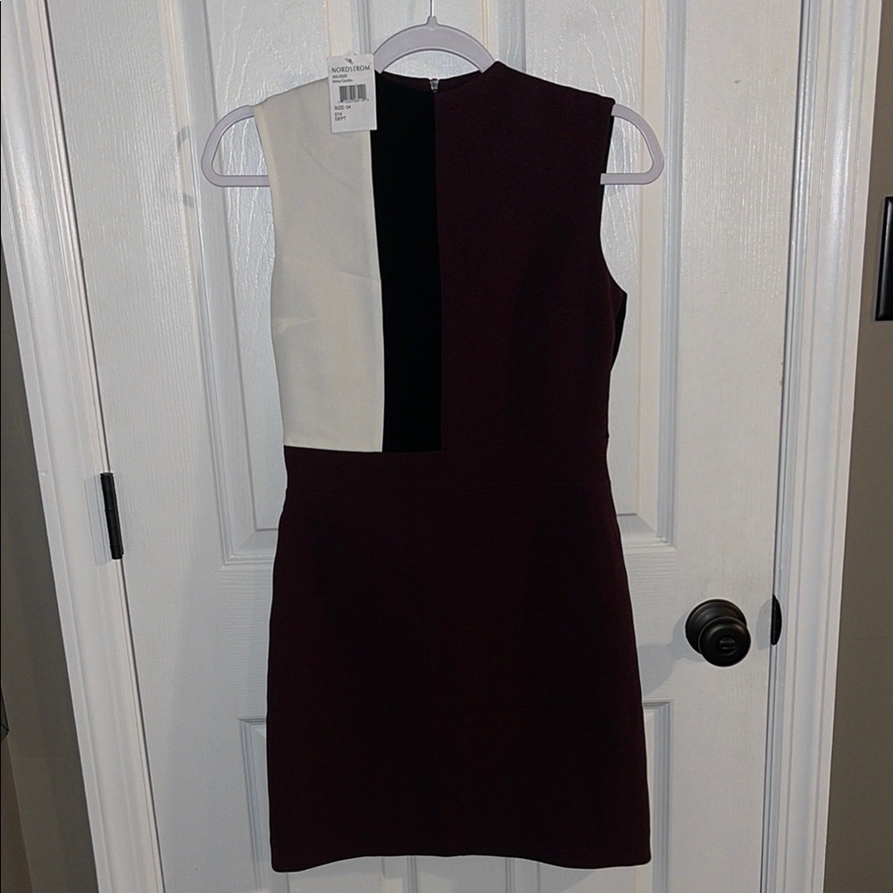 Ju­dith & Charles Mani­la Dress
